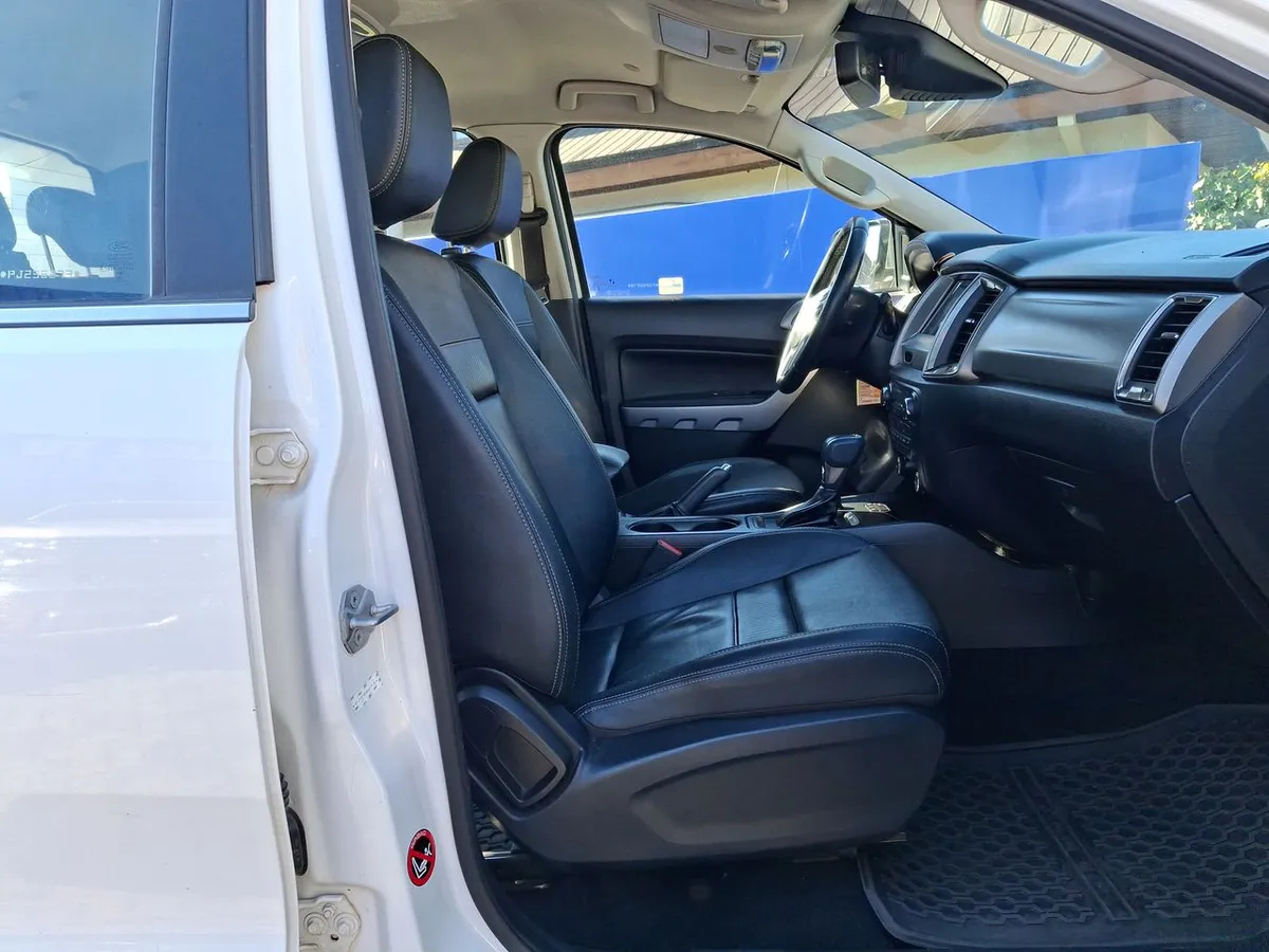 Ford Ranger 3.2 Ltd 4x4 Diesel Dob. Cab. At 4p año 2023