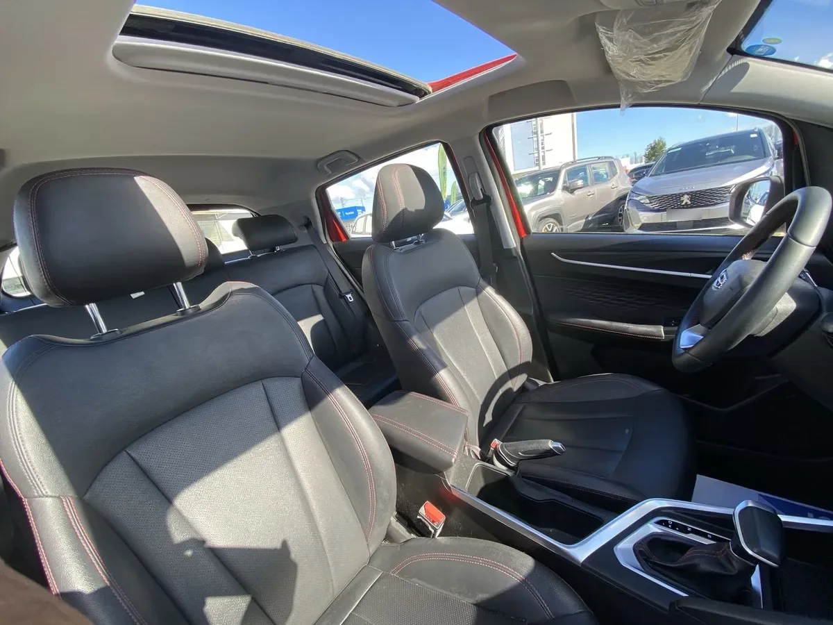 Geely Gx3 Pro 1.5 Gf 4x2 Cvt At 5p año 2025