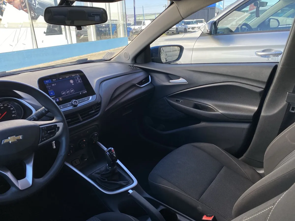 Chevrolet Onix 1.0t Lt 4x2 Mt 4p año 2022