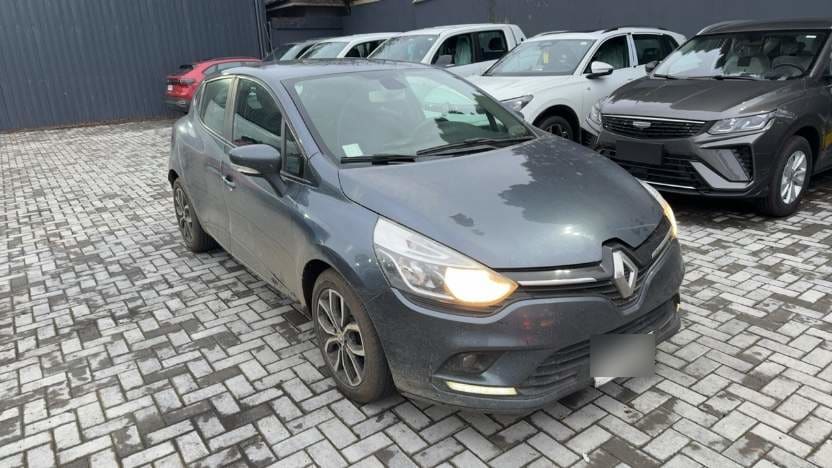 Renault Clio 0.9t Expression 4x2 Hb Mt 5p año 2020