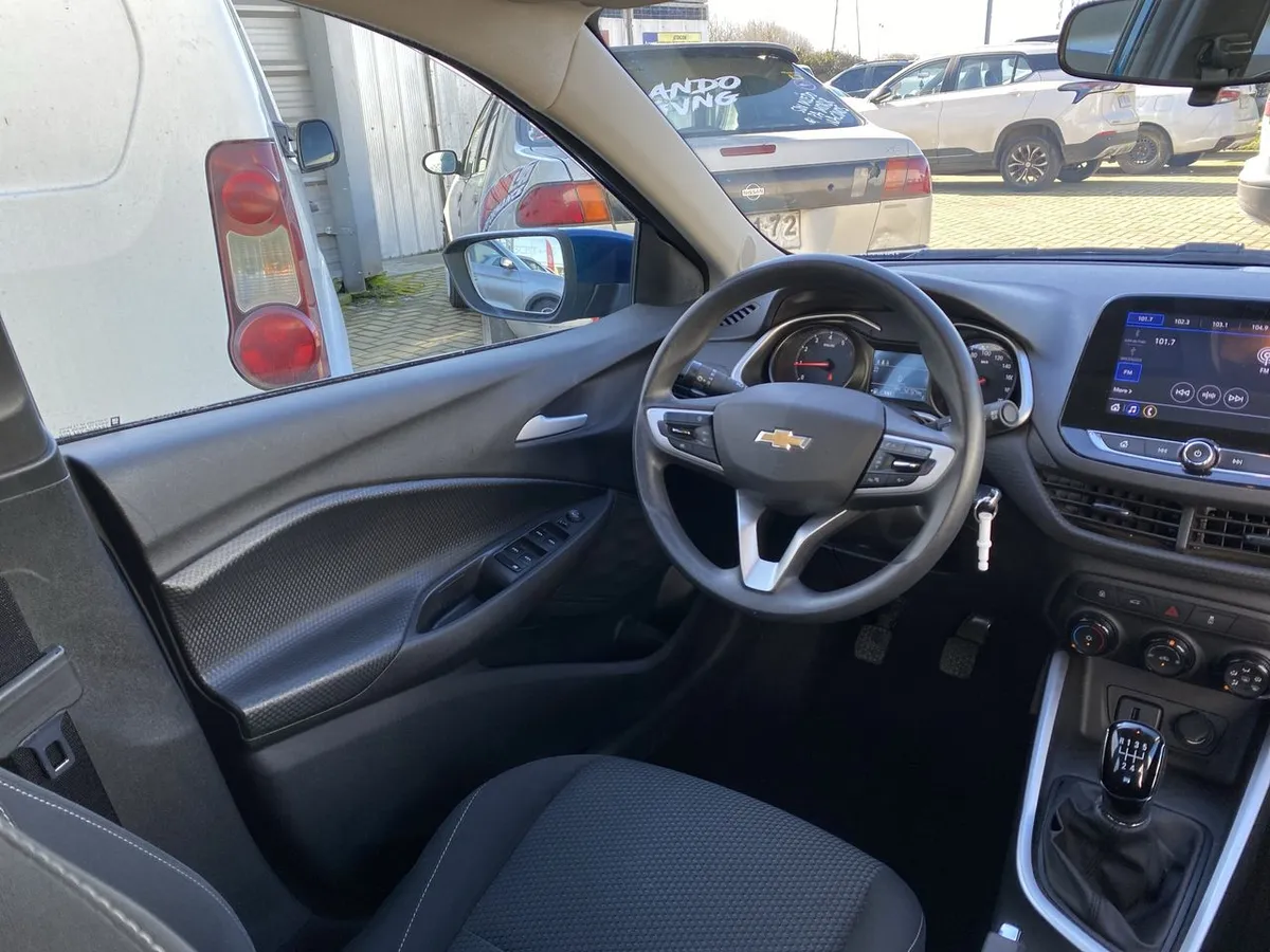Chevrolet Onix 1.0t Lt 4x2 Mt 4p año 2022