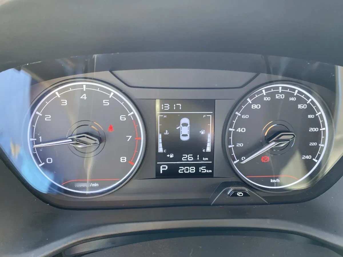 Geely Gx3 Pro 1.5 Gf 4x2 Cvt At 5p año 2025