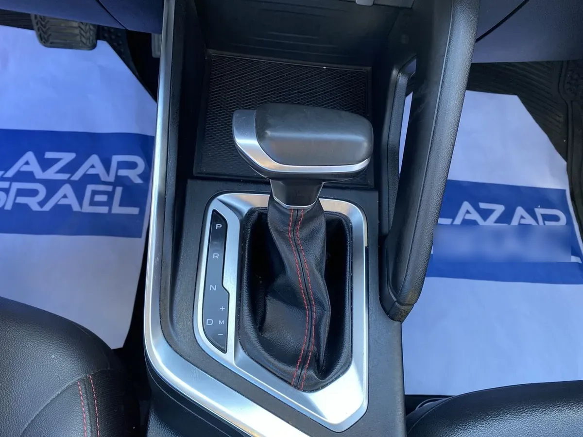Geely Gx3 Pro 1.5 Gf 4x2 Cvt At 5p año 2025