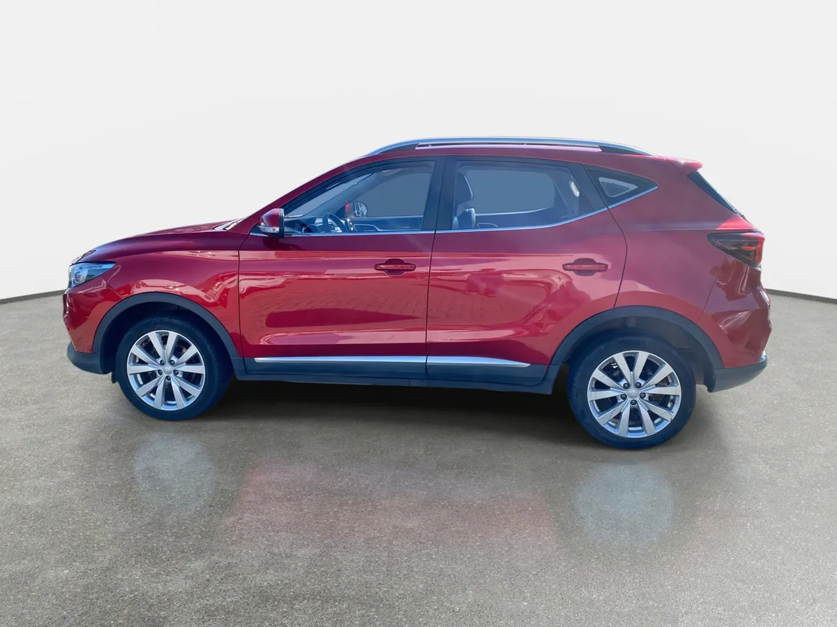MG Mg Zs 1.5 Std 4x2 At 5p año 2023