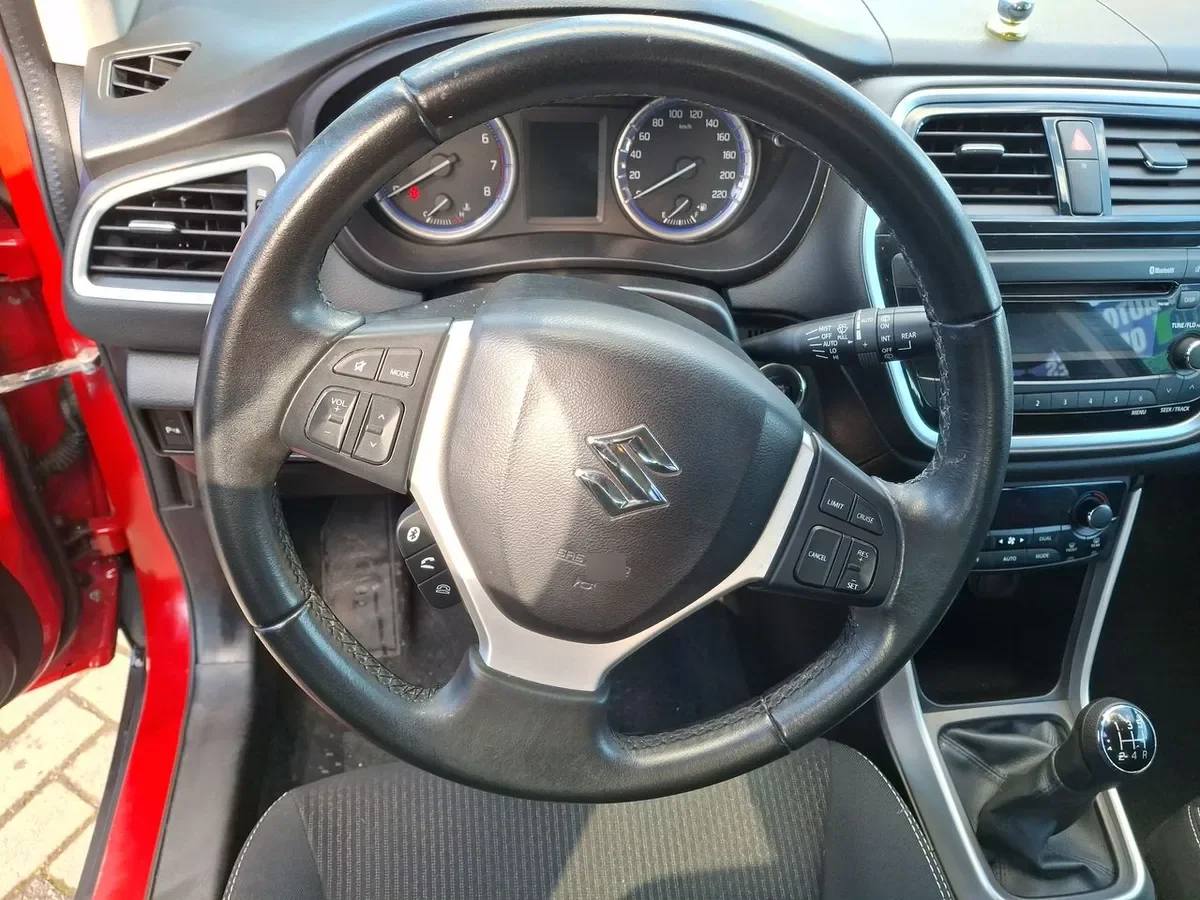 Suzuki S-Cross 1.6 Glx 4wd Mt 5p año 2017