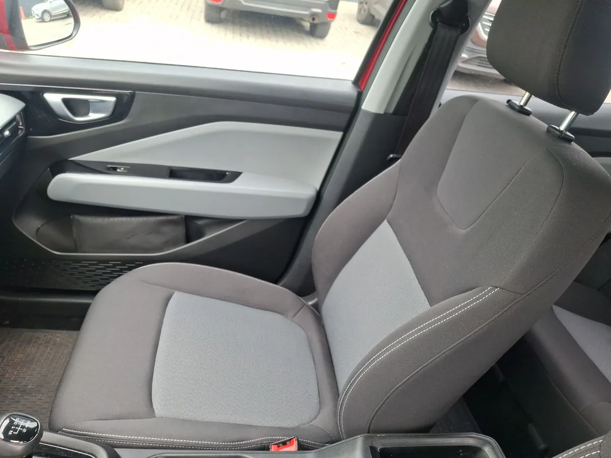 Chevrolet Sail 1.5 Nb Ltz R 4x2 Sdn Mt 4p año 2024