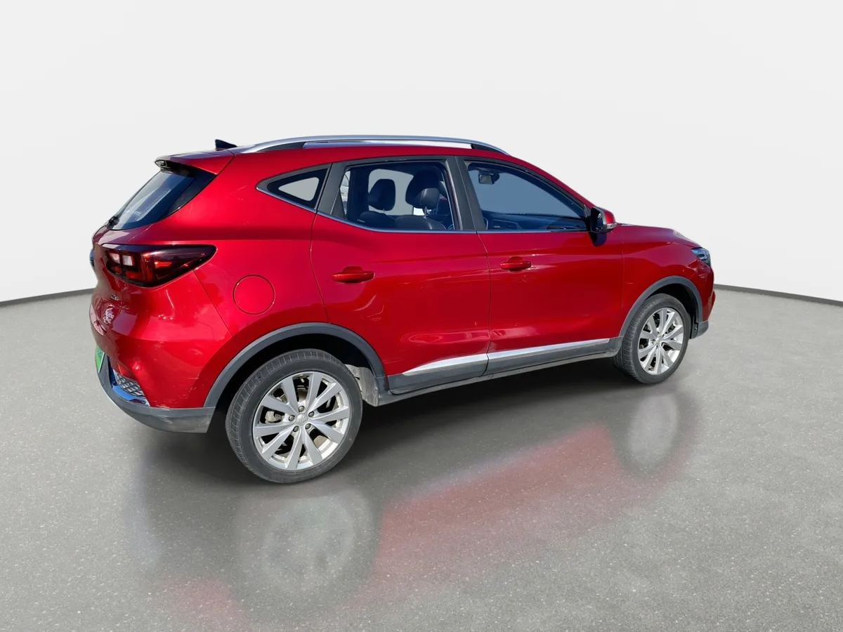 MG Mg Zs 1.5 Std 4x2 At 5p año 2023