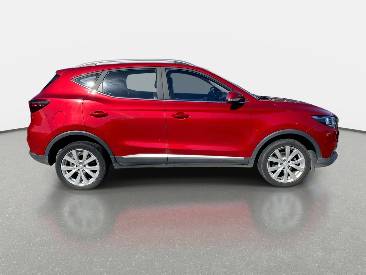 MG Mg Zs 1.5 Std 4x2 At 5p año 2023