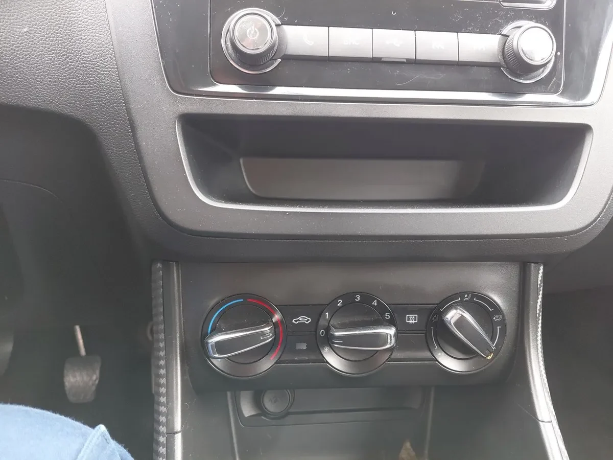 MG Mg Zs 1.5 Std 4x2 Mt 5p año 2024