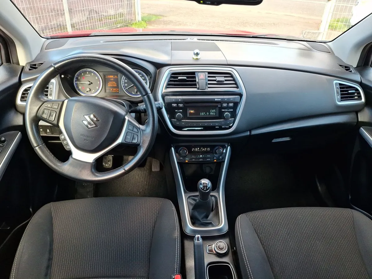 Suzuki S-Cross 1.6 Glx 4wd Mt 5p año 2017