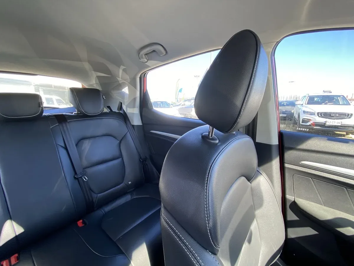 MG Mg Zs 1.5 Std 4x2 At 5p año 2023