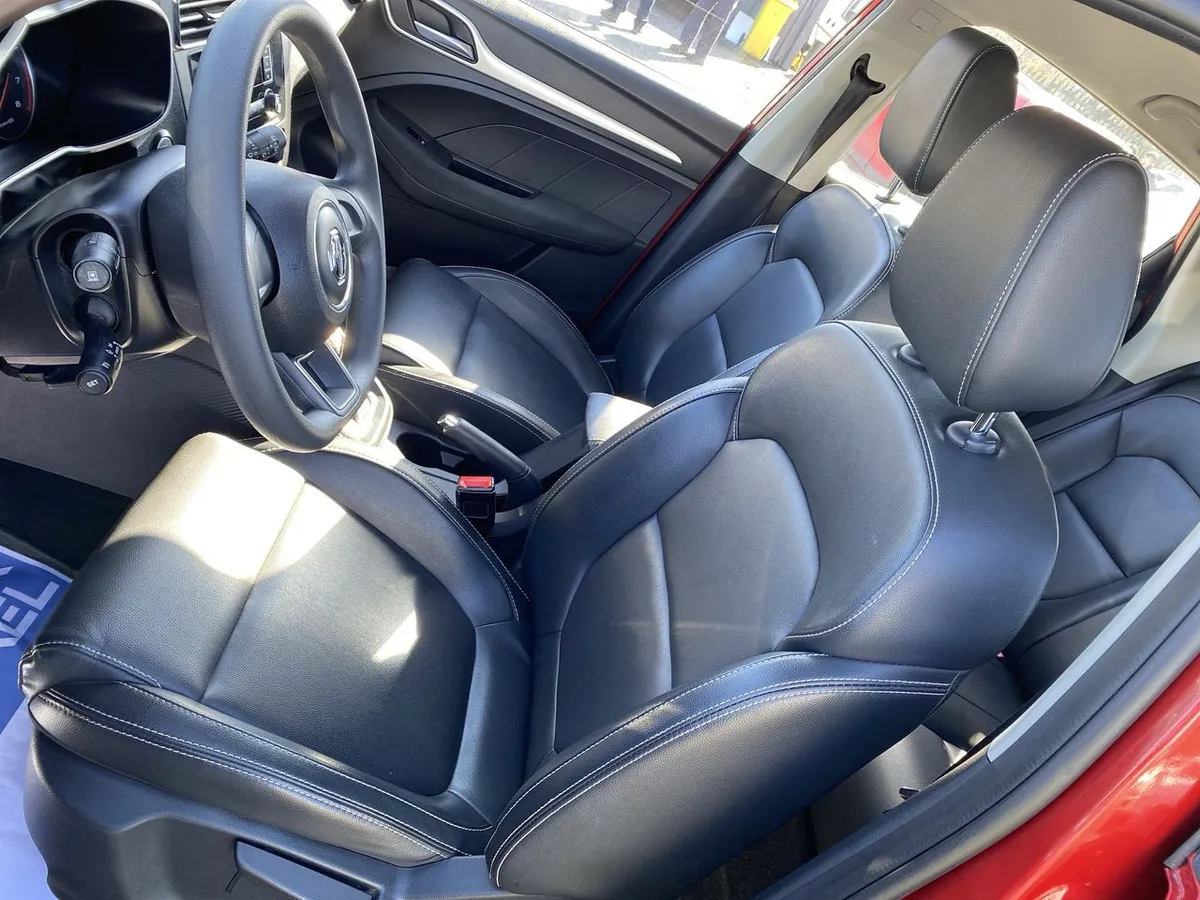 MG Mg Zs 1.5 Std 4x2 At 5p año 2023