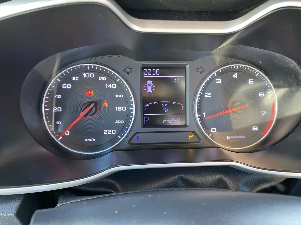 MG Mg Zs 1.5 Std 4x2 At 5p año 2023