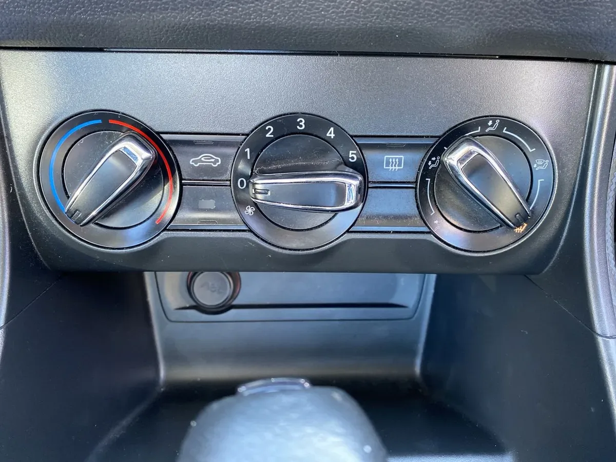 MG Mg Zs 1.5 Std 4x2 At 5p año 2023