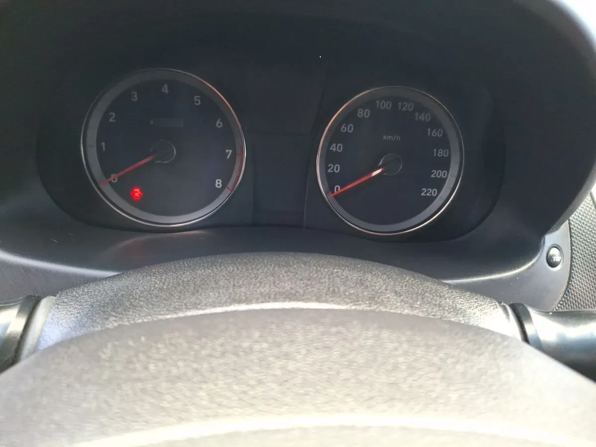 Hyundai Accent 1.4 Gl 4x2 2ab Mt 4p año 2019