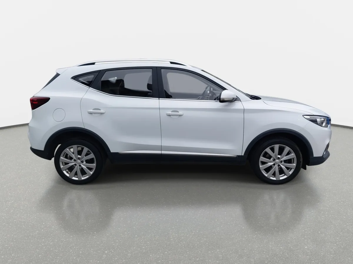 MG Mg Zs 1.5 Std 4x2 At 5p año 2021