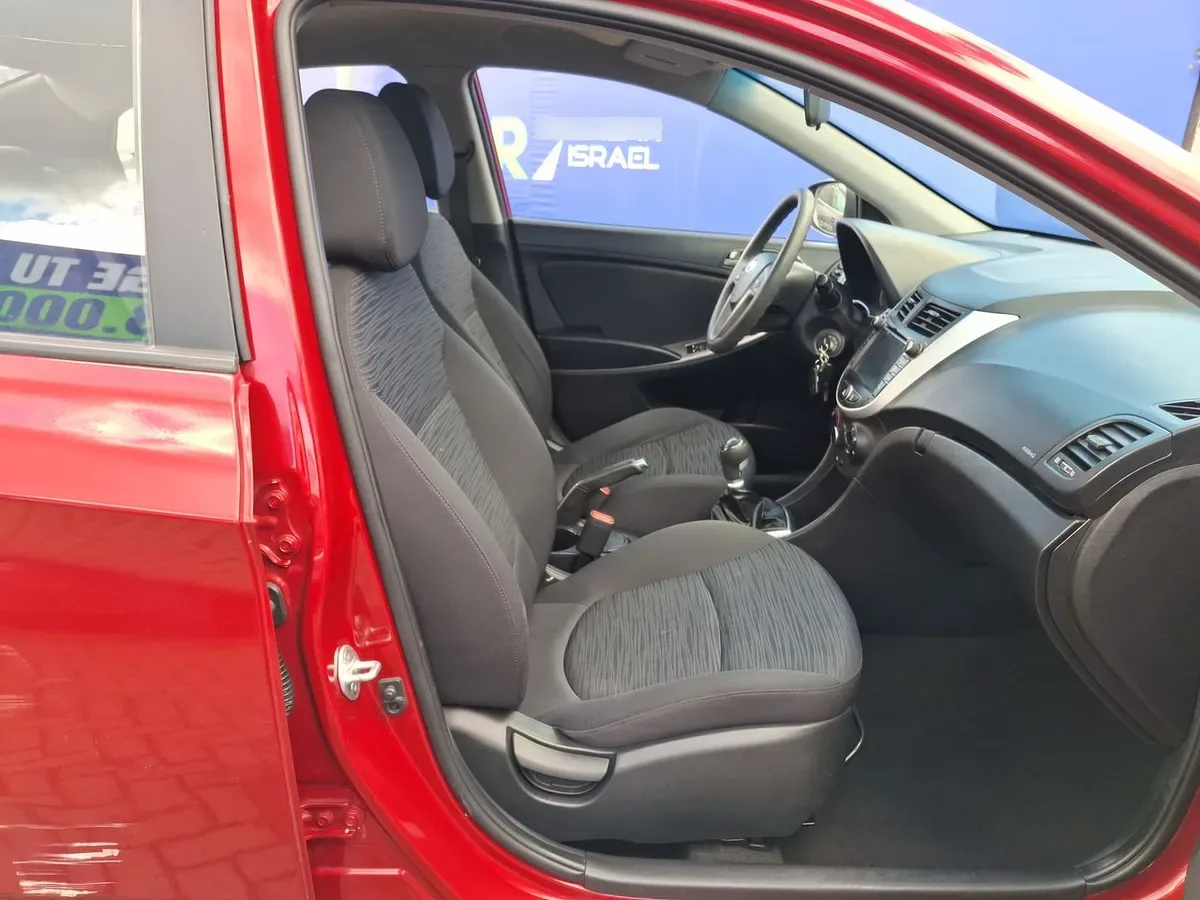Hyundai Accent 1.4 Gl 4x2 2ab Mt 4p año 2019