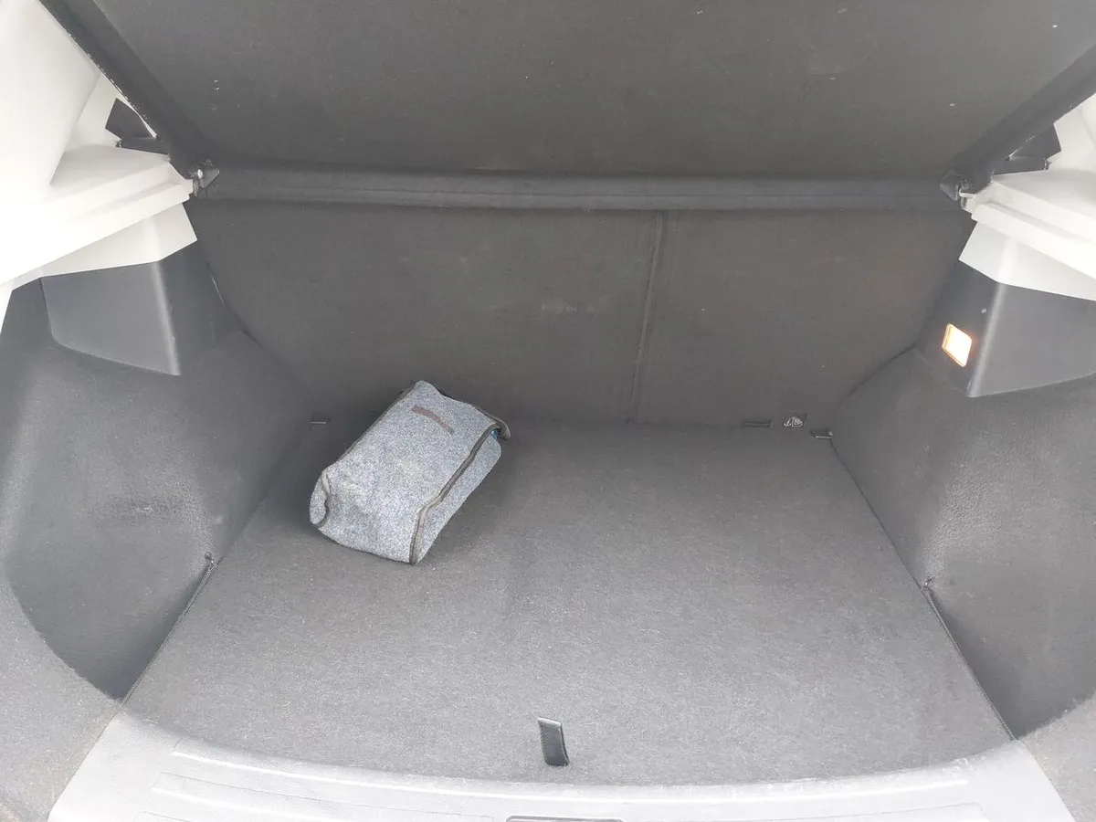 MG Mg Zs 1.5 Std 4x2 At 5p año 2021