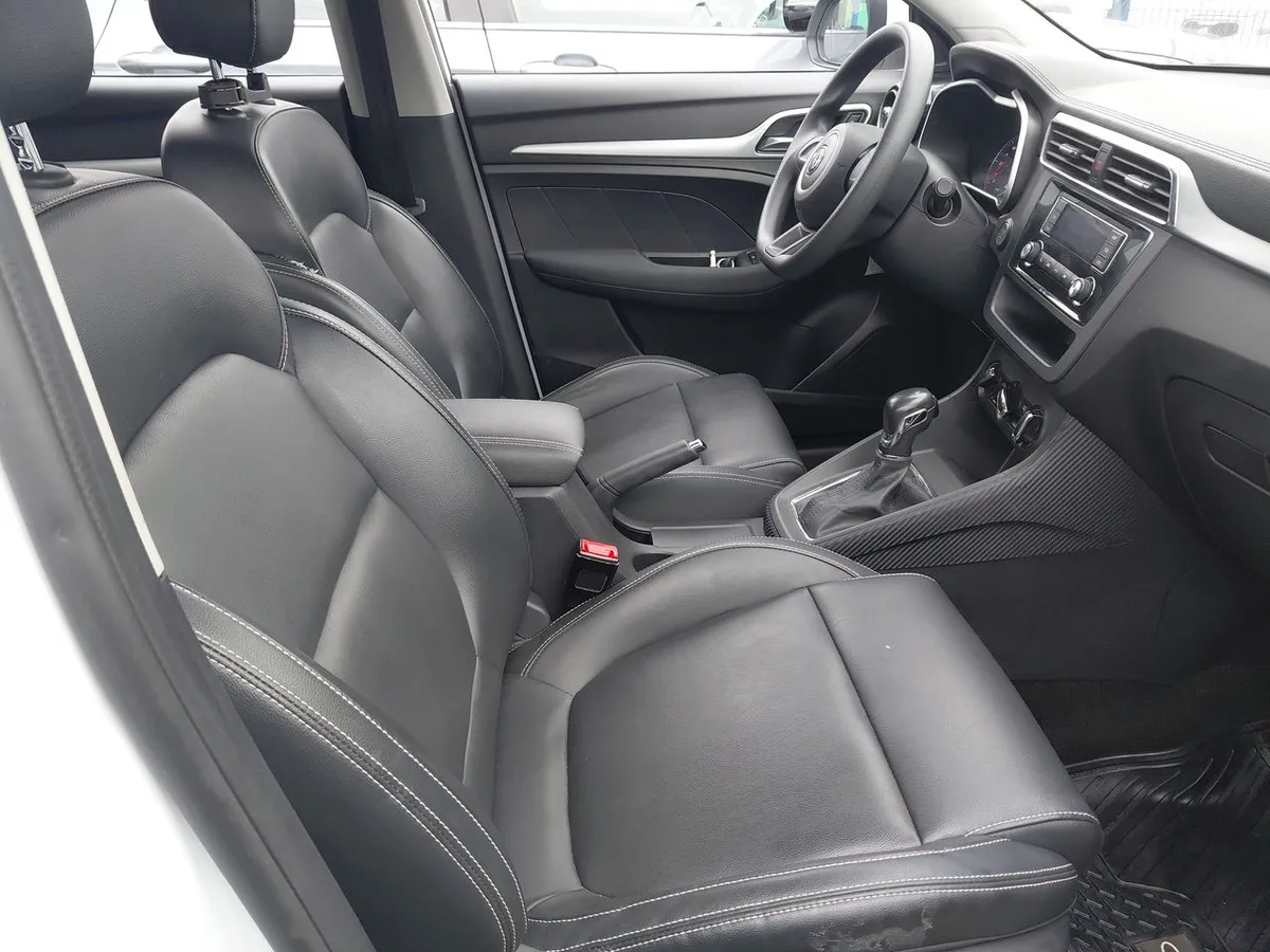 MG Mg Zs 1.5 Std 4x2 At 5p año 2021