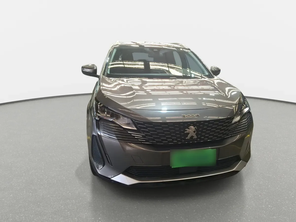Peugeot 3008 1.2 Active Puretech 4x2 130 Mt6 5p año 2021