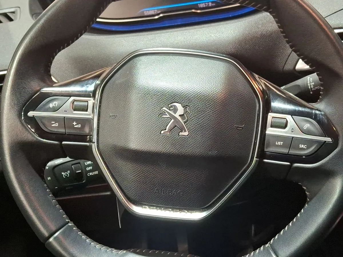Peugeot 3008 1.2 Active Puretech 4x2 130 Mt6 5p año 2021