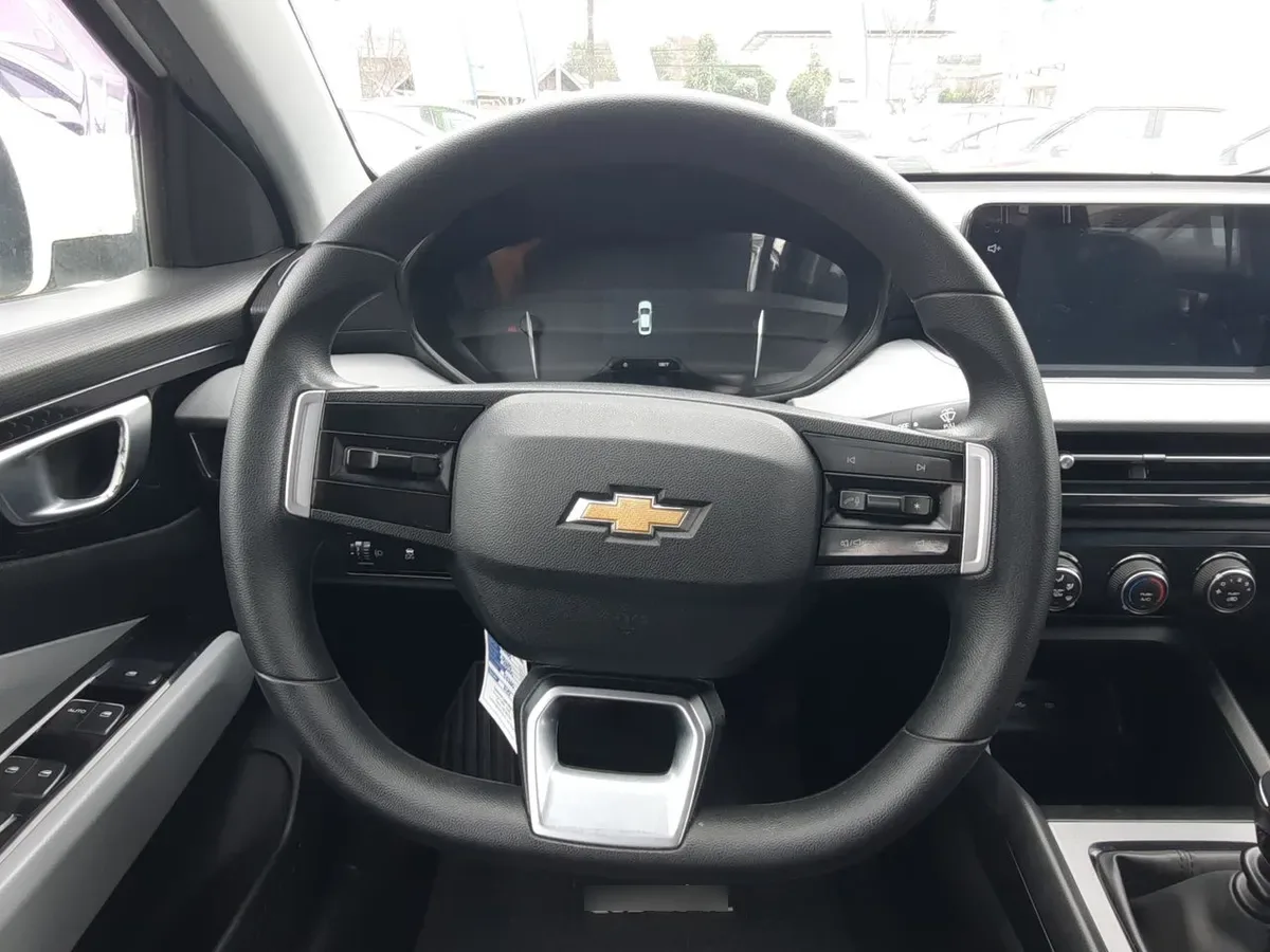 Chevrolet Sail 1.5 Nb Ltz R 4x2 Sdn Mt 4p año 2024