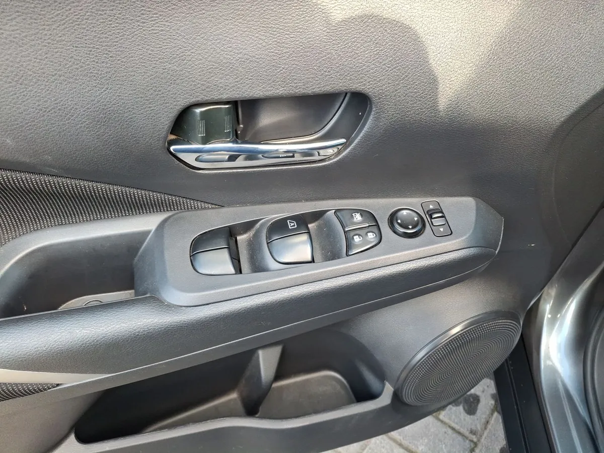 Nissan Kicks 1.6 Advance 4x2 Mt 5p año 2023