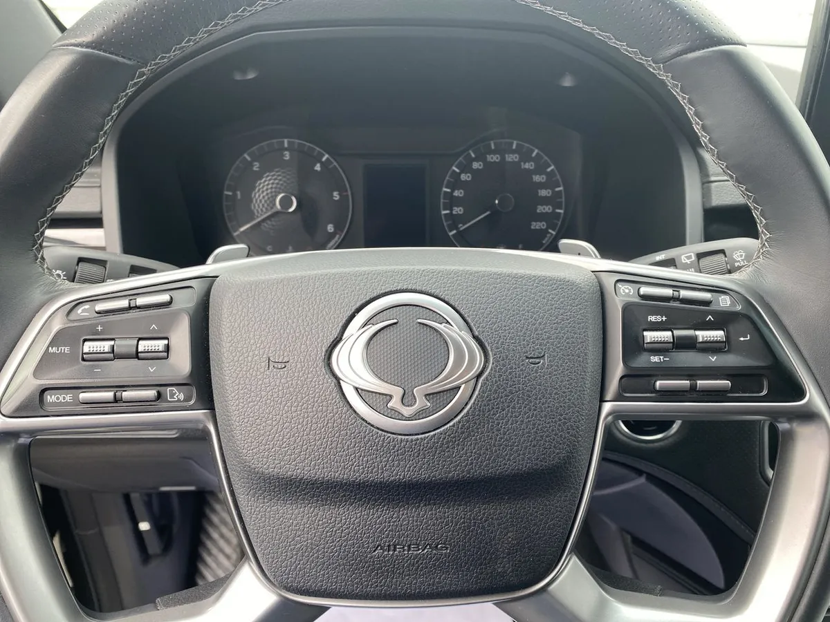 Ssangyong Rexton 2.2t Glx Diesel 4x4 6ab Nueva Radio 8at 5p año 2026