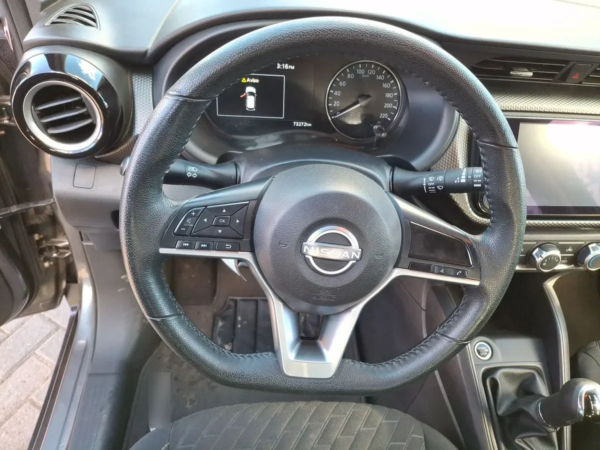 Nissan Kicks 1.6 Advance 4x2 Mt 5p año 2023