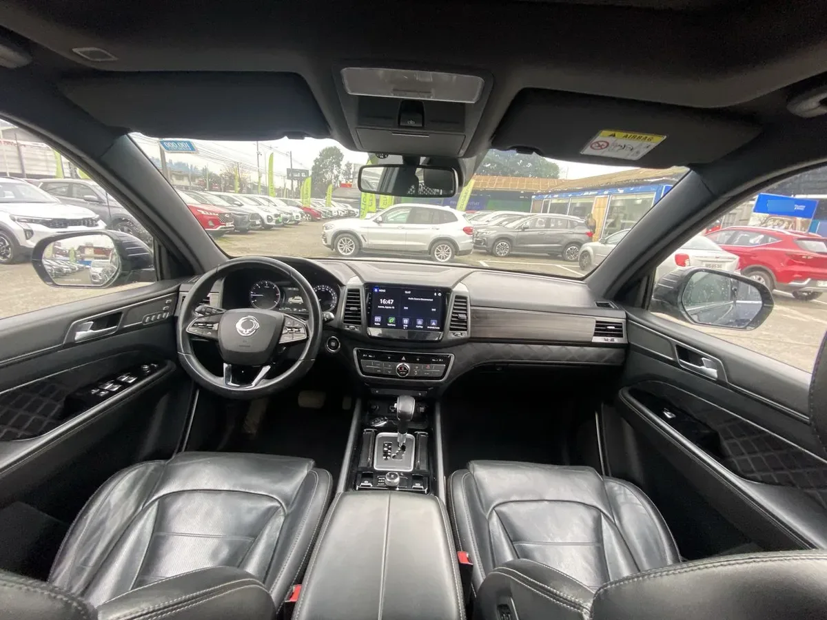 Ssangyong Rexton 2.2t Limited Plus Diesel 4x4 9ab 8at 5p año 2021