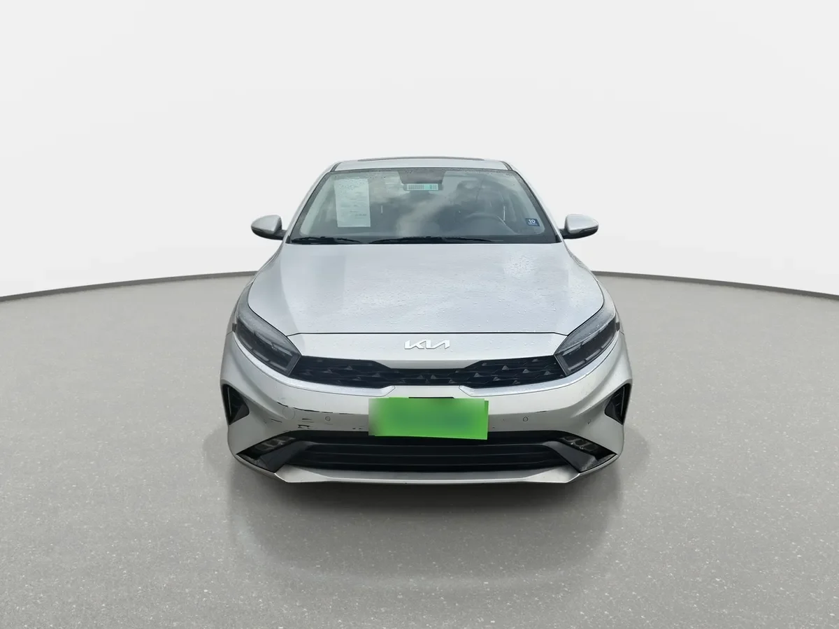 Kia Cerato 1.6 Ex Full 4x2 6at 4p año 2023