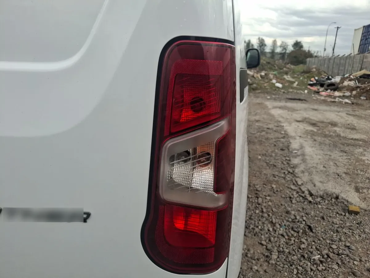 Peugeot Partner 1.5 L1 Hdi Diesel 100hp 4x2 Mt 5p año 2025
