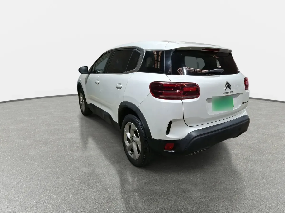 Citroen C5 Aircross 1.5 Feel Pack Diesel 4x2 130 Ss Eat8 At 5p año 2024