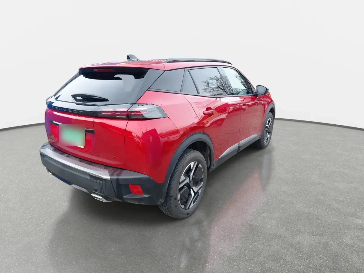 Peugeot 2008 1.2 Mca Allure Mhev 136hp 4x2 At 5p año 2026