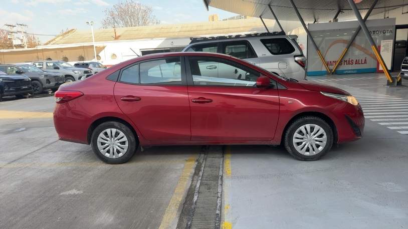 Toyota Yaris 1.5 Gli 4x2 At 4p año 2019