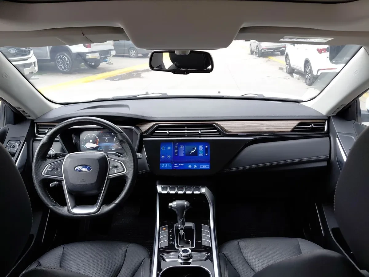 Ford Territory 1.5 Titanium 4x2 At 5p año 2023