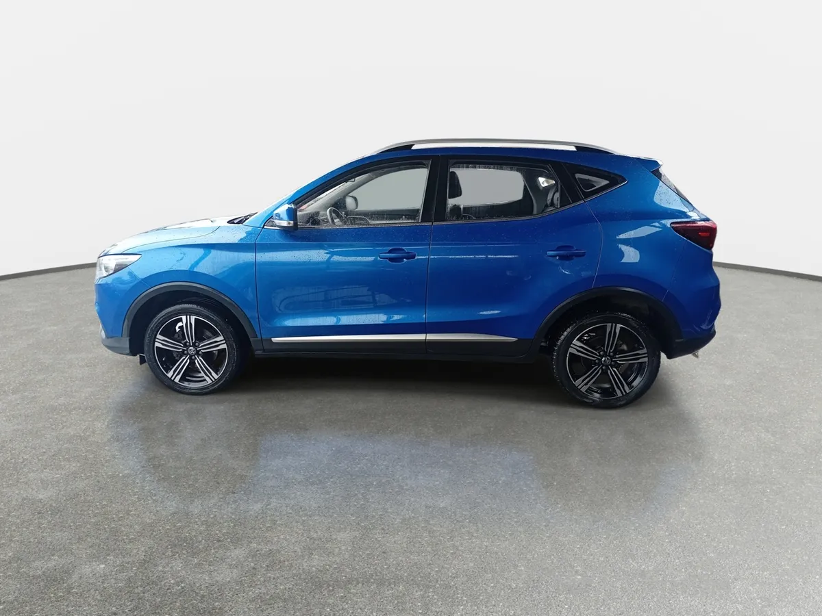MG Mg Zs 1.5 Comfort 4x2 At 5p año 2022