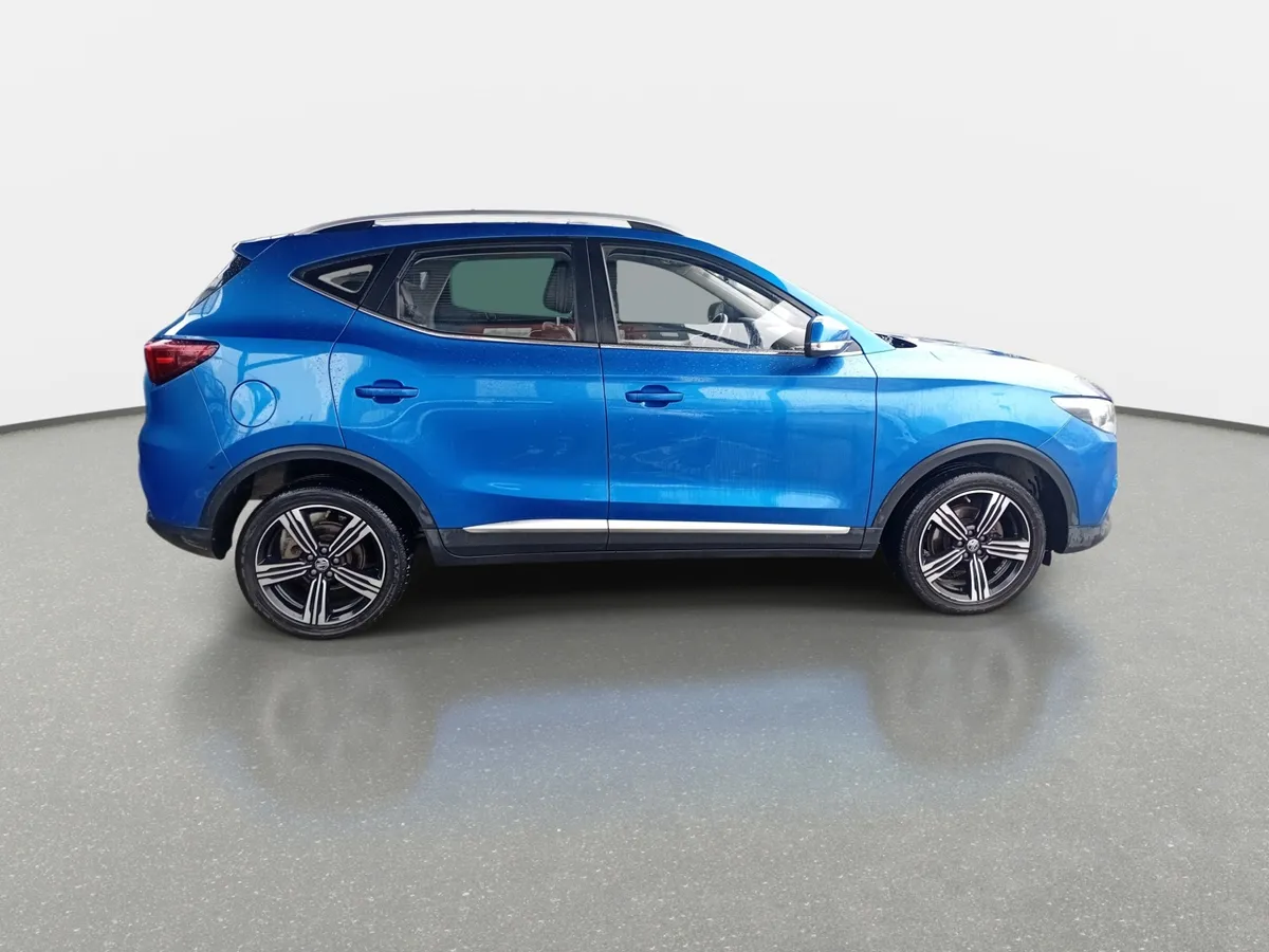 MG Mg Zs 1.5 Comfort 4x2 At 5p año 2022