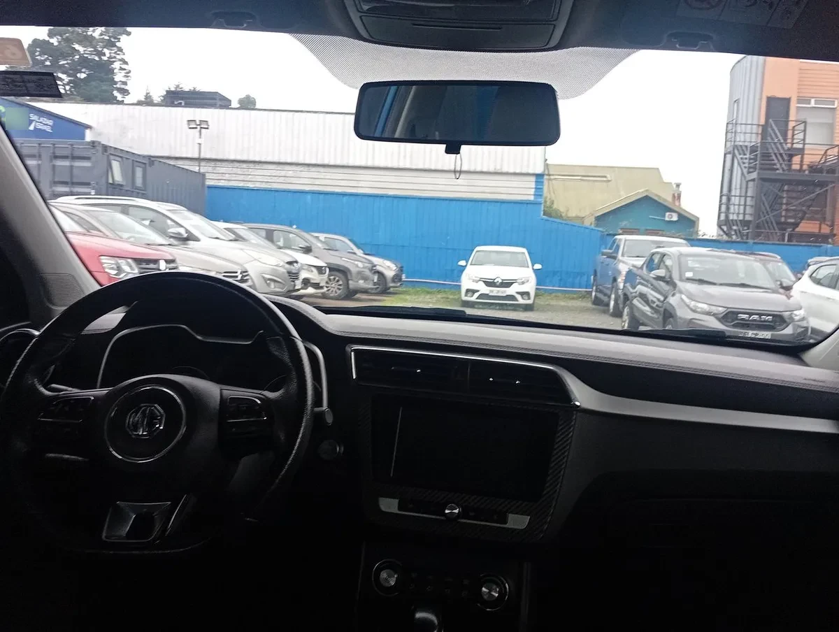MG Mg Zs 1.5 Comfort 4x2 At 5p año 2022