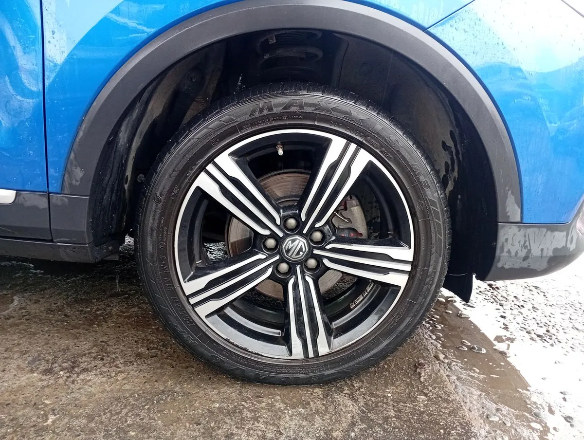 MG Mg Zs 1.5 Comfort 4x2 At 5p año 2022