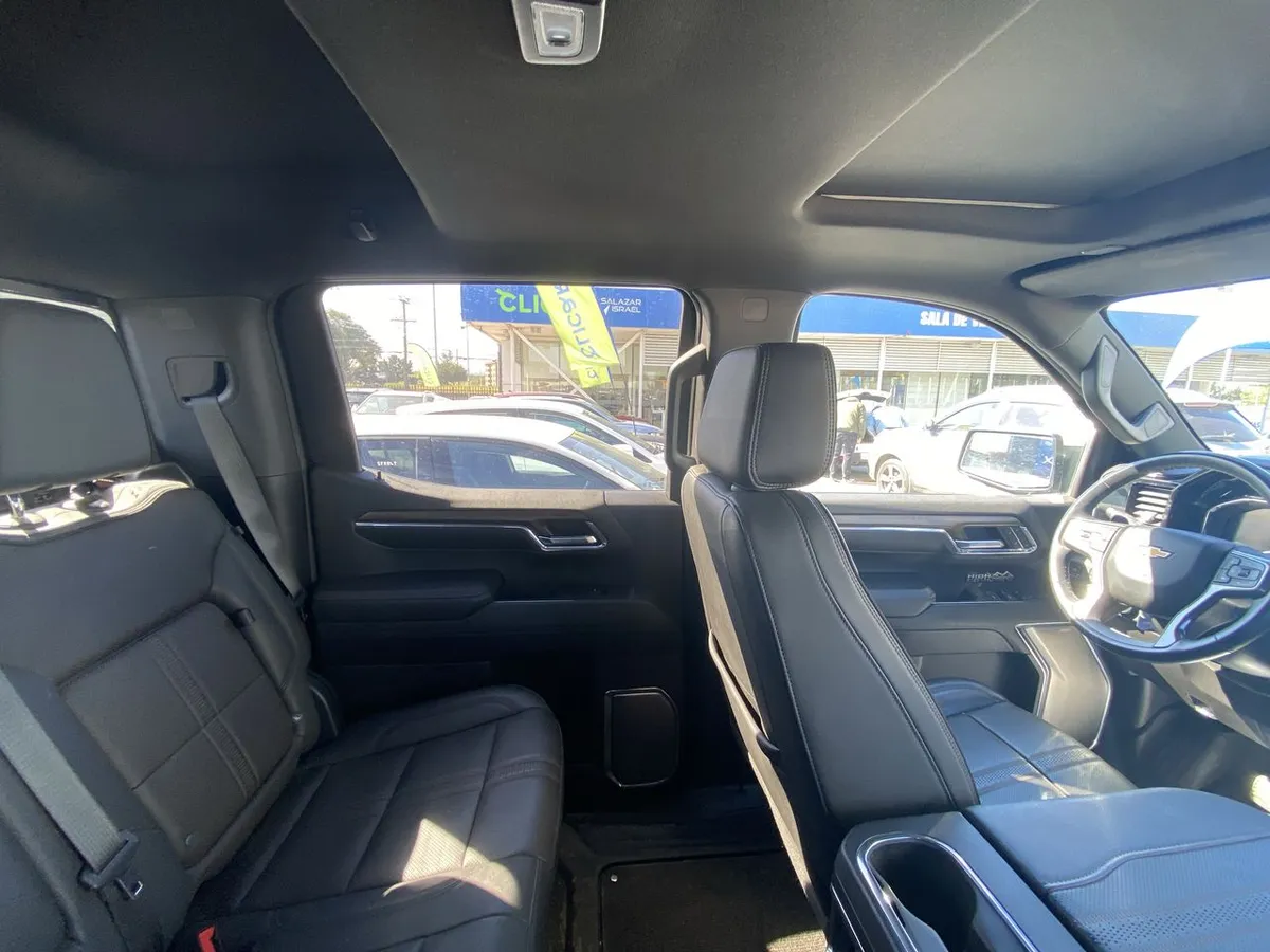 Chevrolet Silverado 3.0 High Country 4x4 At 4p año 2024