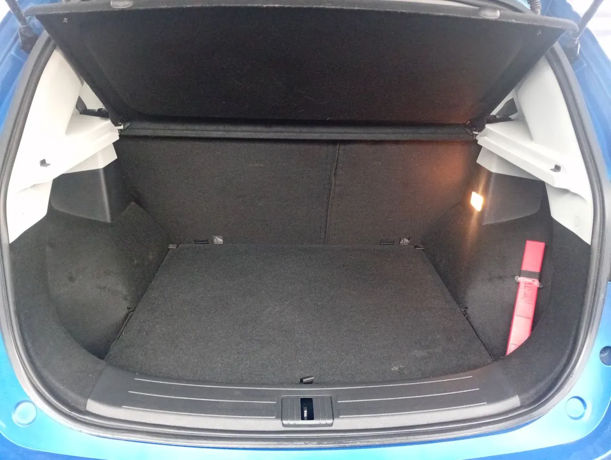 MG Mg Zs 1.5 Comfort 4x2 At 5p año 2022