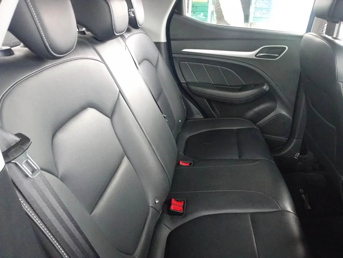 MG Mg Zs 1.5 Comfort 4x2 At 5p año 2022