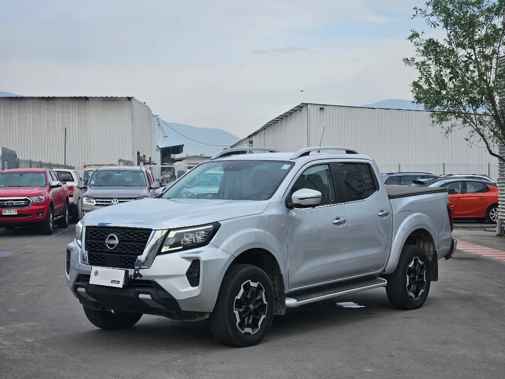Nissan Navara Dc 4x4 2.3tdi Le año 2023
