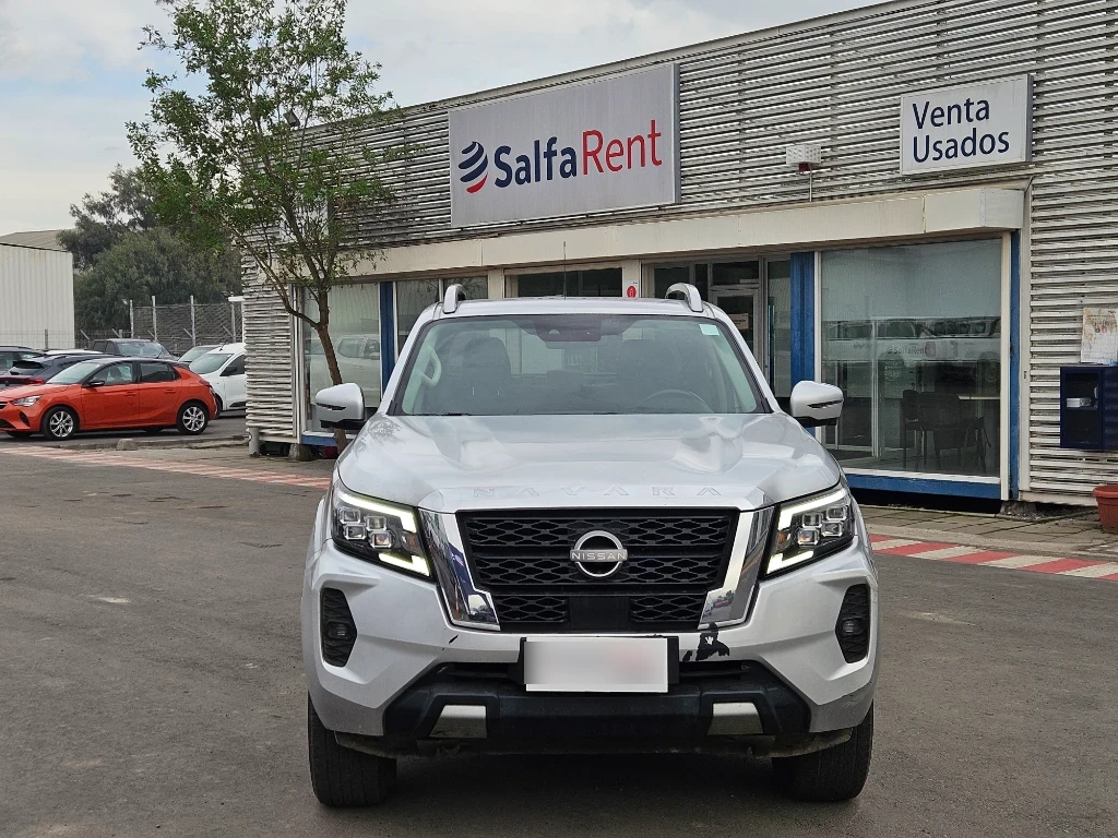 Nissan Navara Dc 4x4 2.3tdi Le año 2023