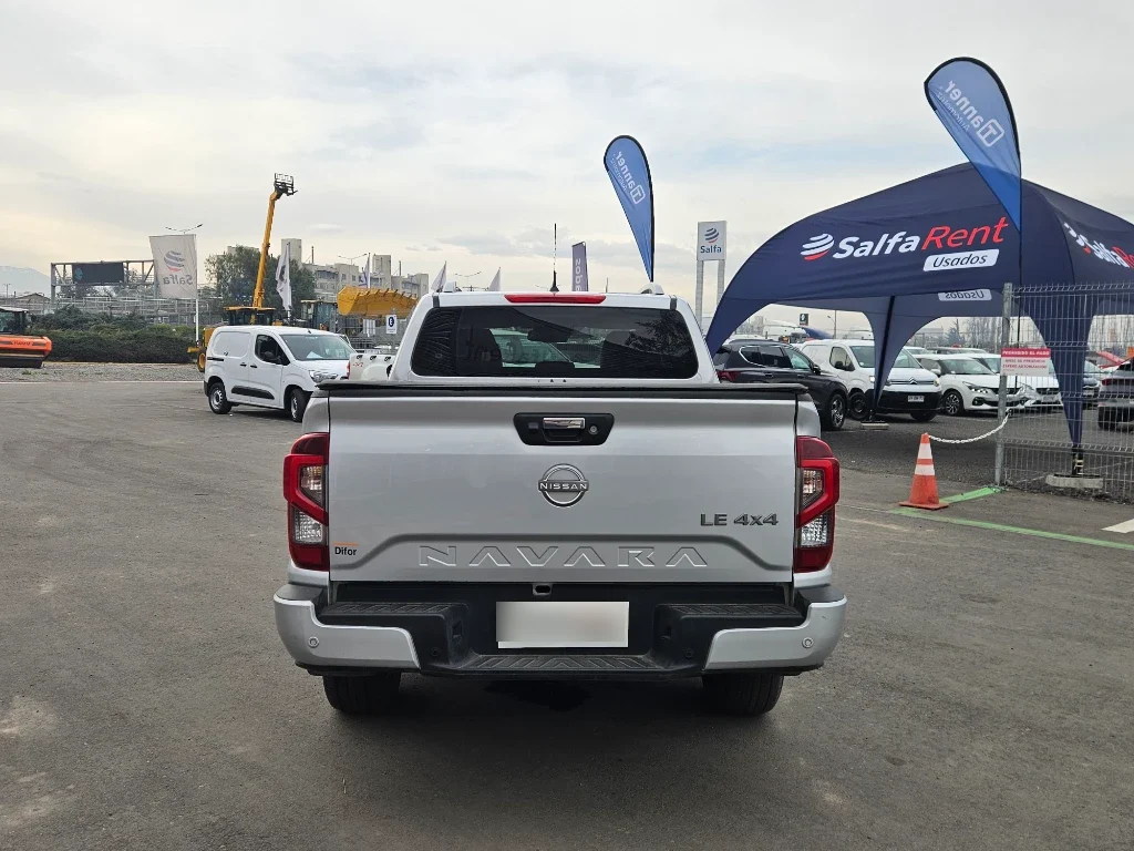 Nissan Navara Dc 4x4 2.3tdi Le año 2023
