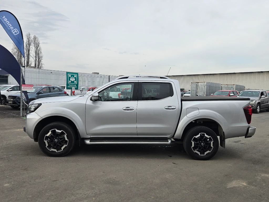 Nissan Navara Dc 4x4 2.3tdi Le año 2023