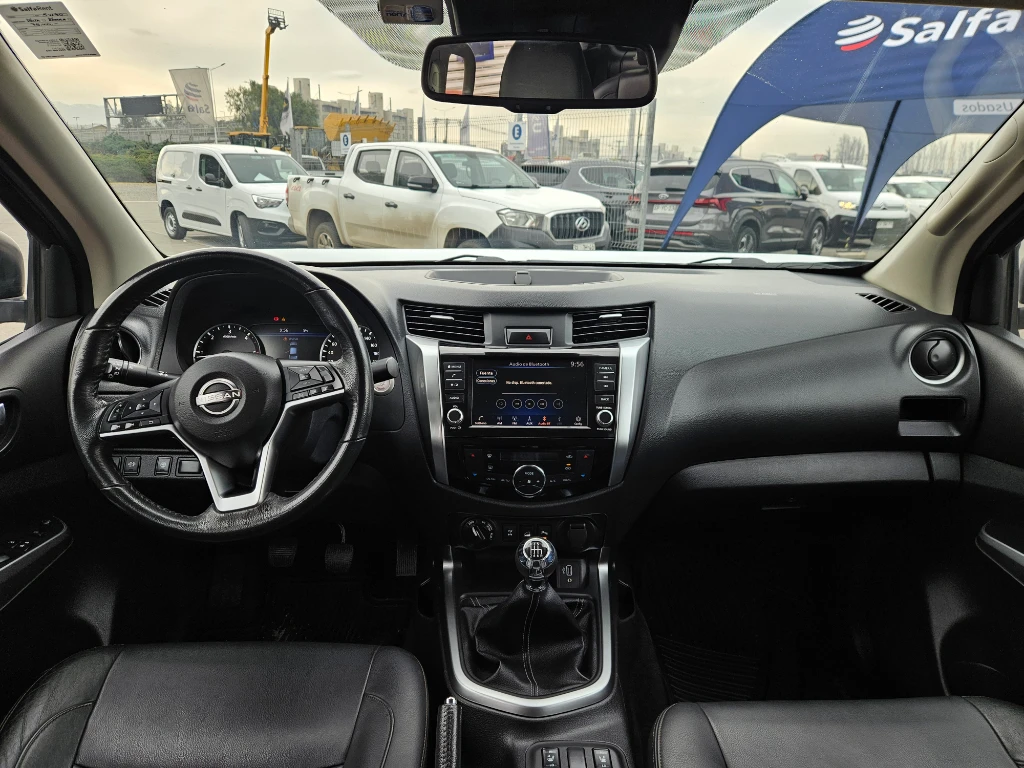 Nissan Navara Dc 4x4 2.3tdi Le año 2023