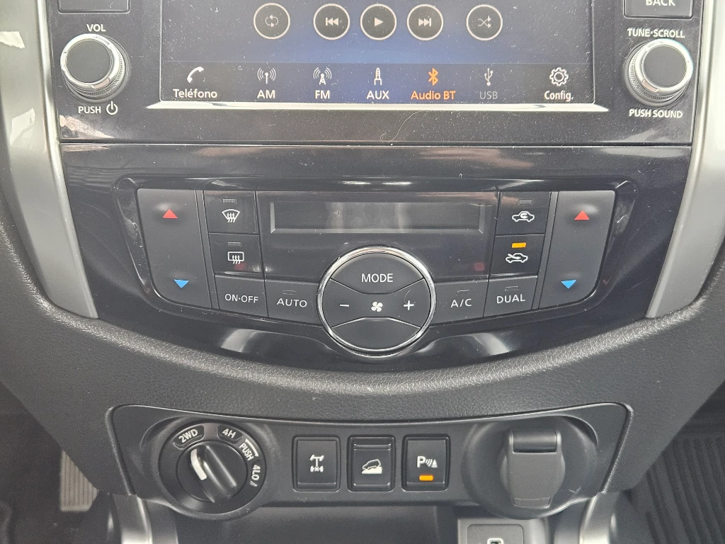 Nissan Navara Dc 4x4 2.3tdi Le año 2023