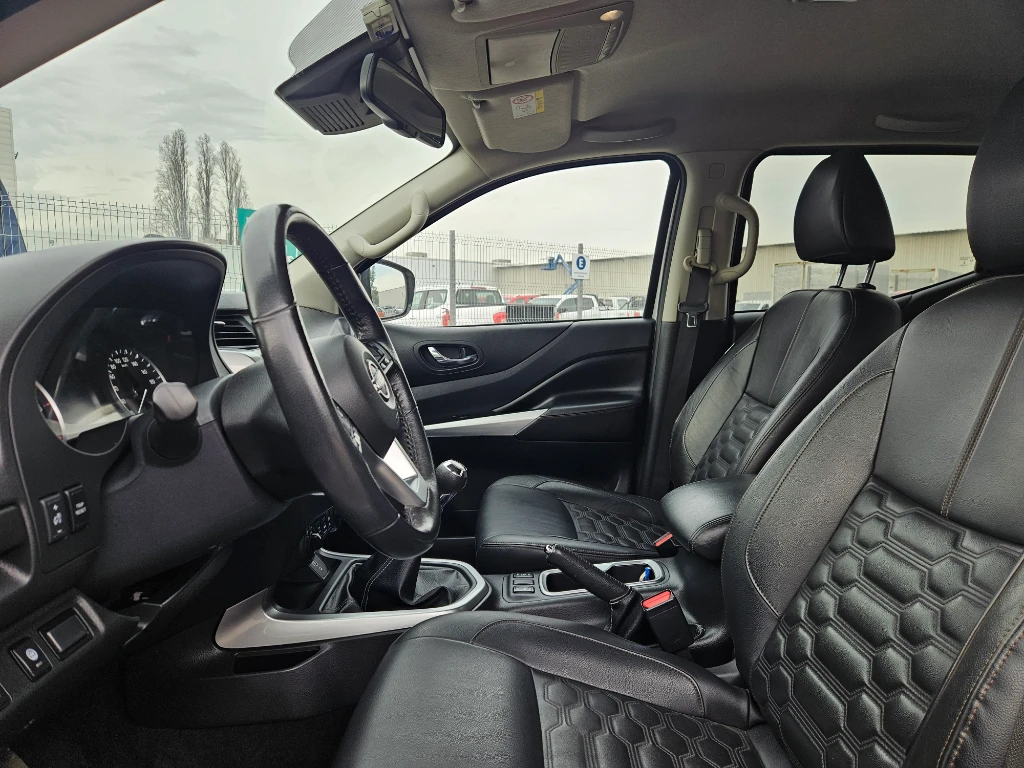 Nissan Navara Dc 4x4 2.3tdi Le año 2023